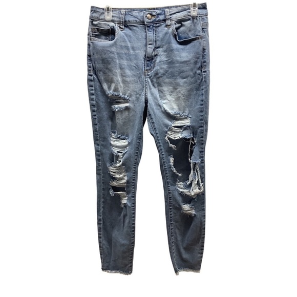 Cello Light Wash Distressed Jeans (Preowned) - Picture 1 of 5